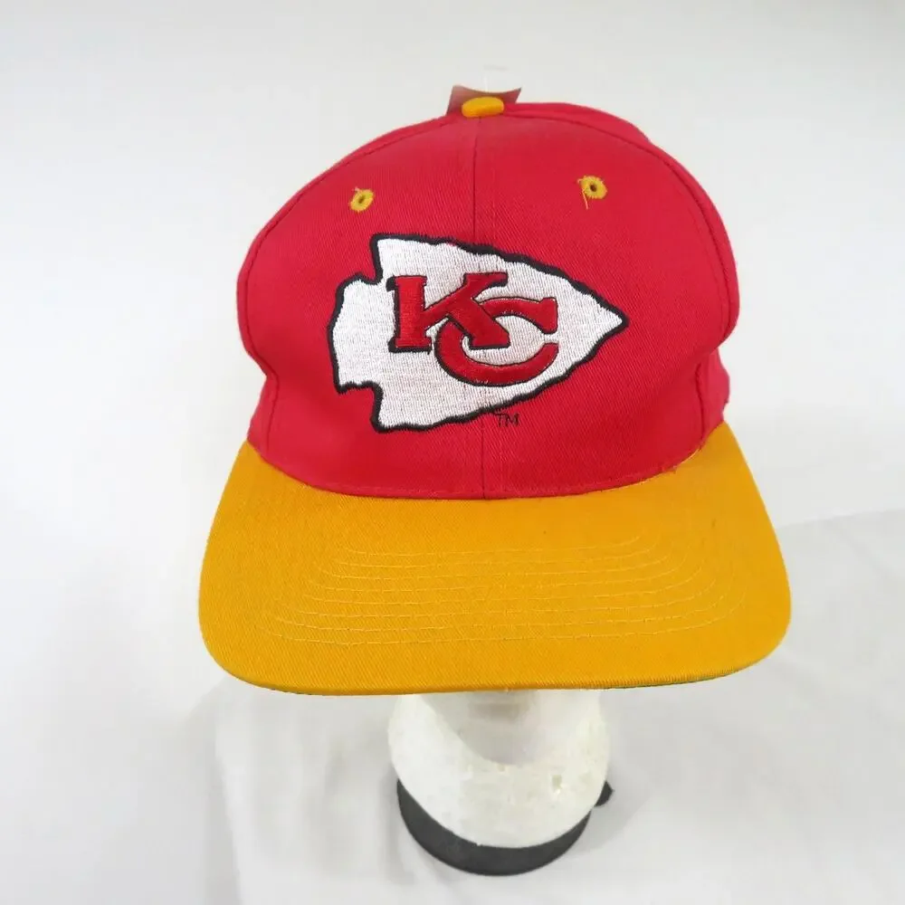 Kansas City Chiefs Cap Hat Trucker Baseball New Era Red White Snapback NWT